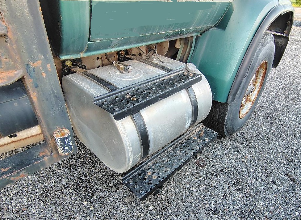 1989 CHEVROLET C70 - Image 9